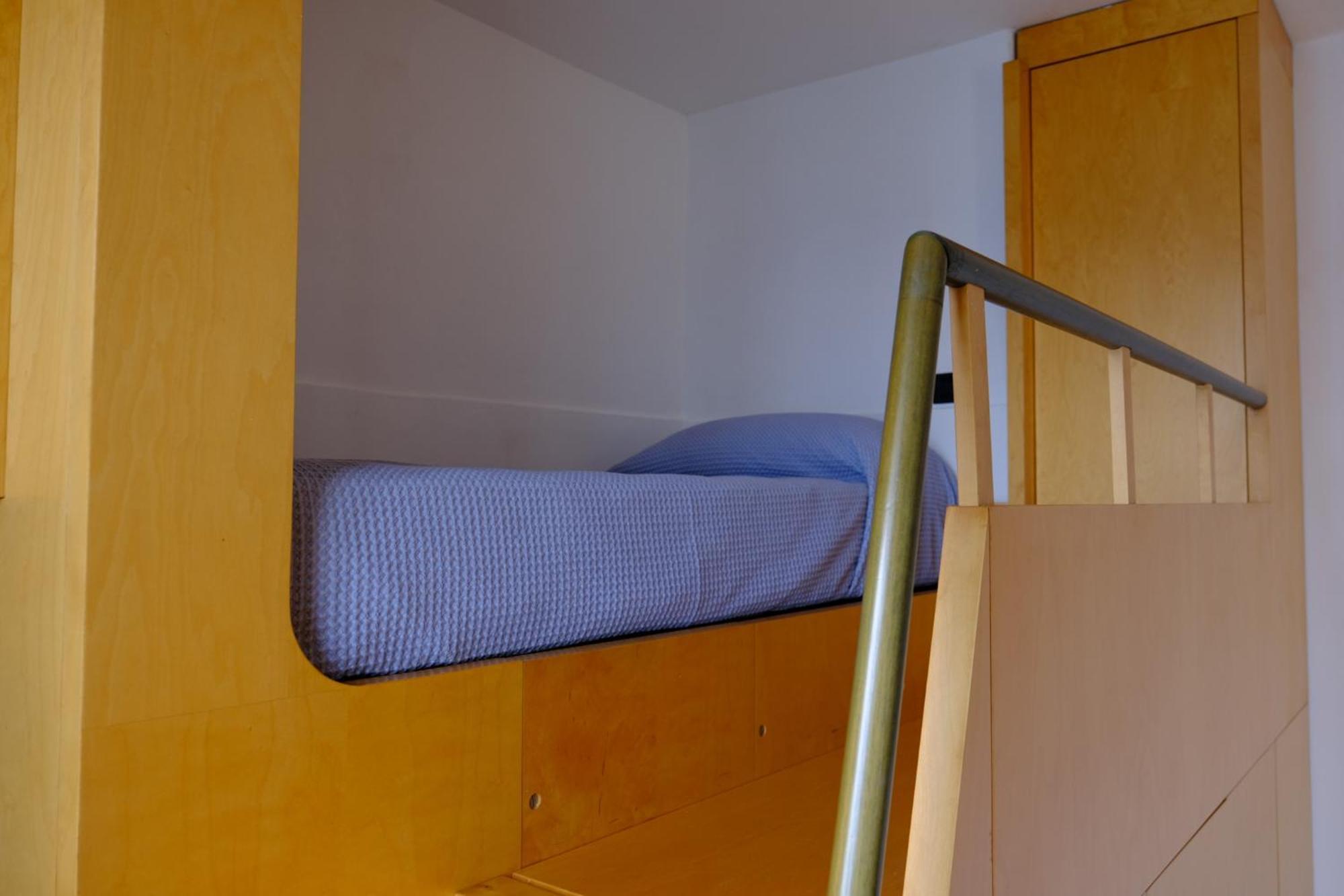 La Casa Di Anna Apartment Варена Екстериор снимка