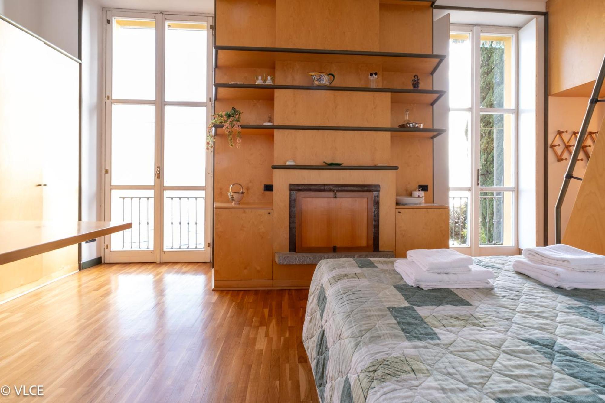 La Casa Di Anna Apartment Варена Екстериор снимка