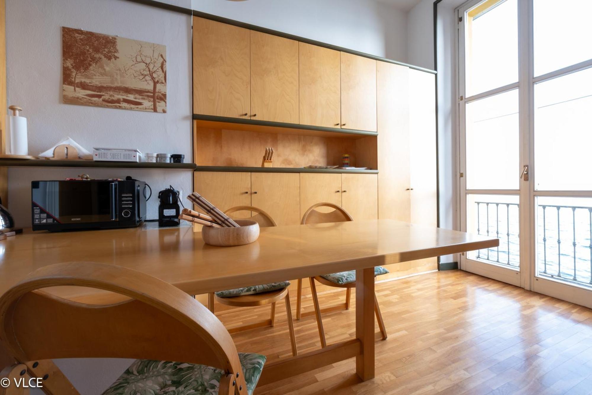 La Casa Di Anna Apartment Варена Екстериор снимка