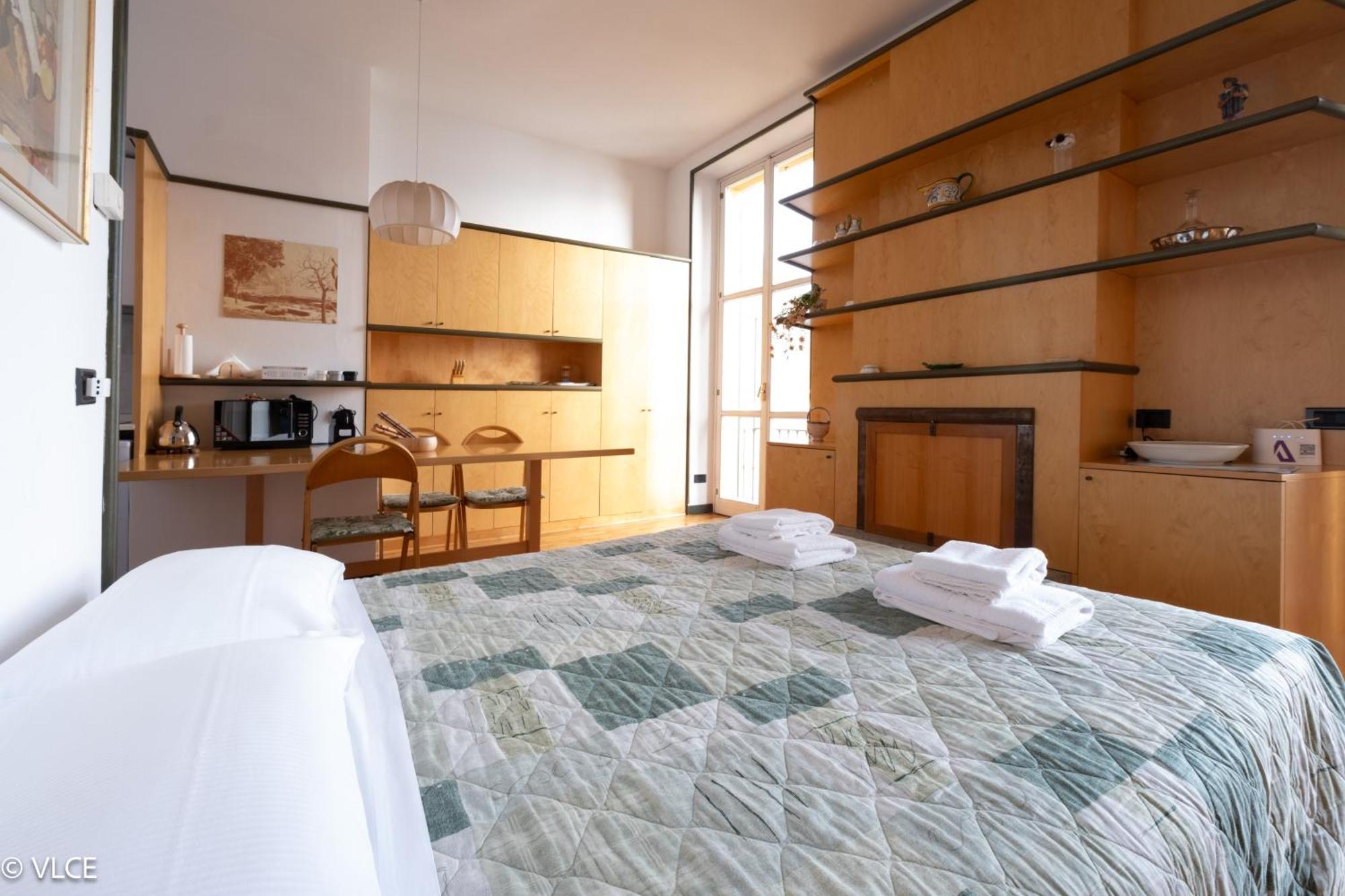 La Casa Di Anna Apartment Варена Екстериор снимка